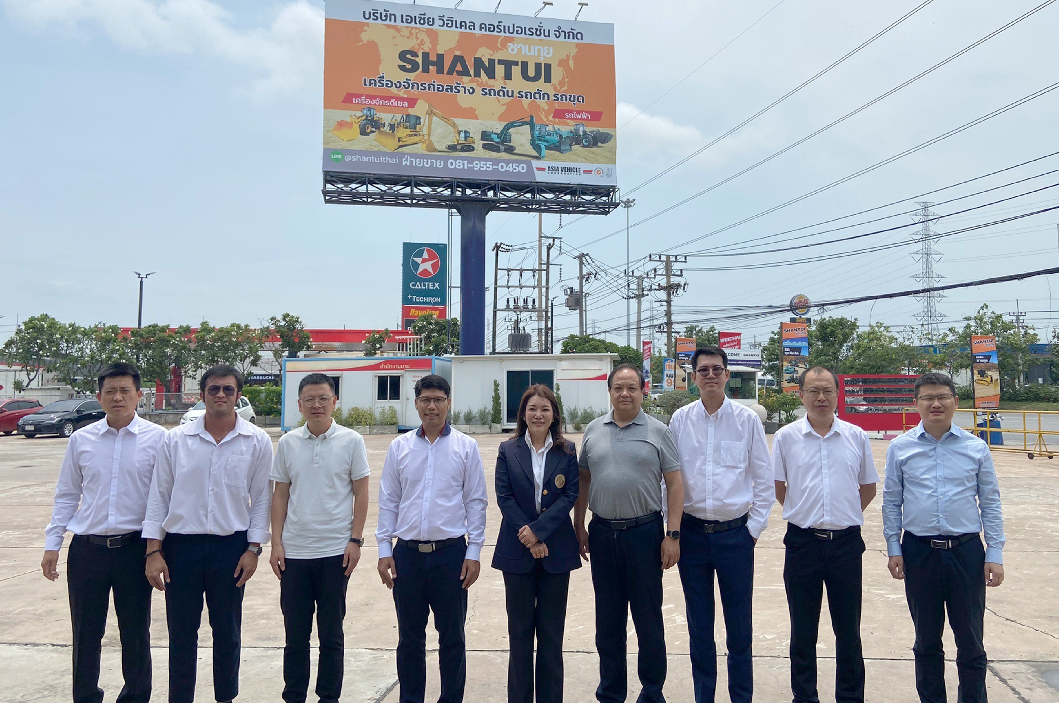 Mr. Liu Huisheng ประธานบริษัท SHANDONG SHANTUI CONSTRUCTION  MACHINERY IMP. & EXP, CO., LTD.  เข้าเยี่ยมชมศูนย์บริการในประเทศไทย